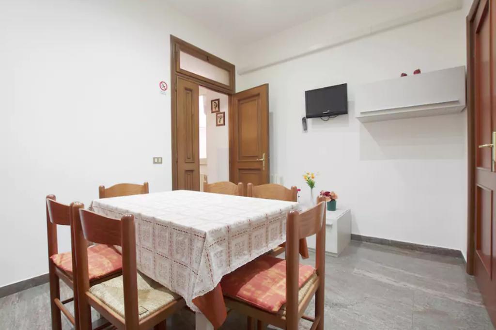 Domi 56 Apartment Rome Bagian luar foto